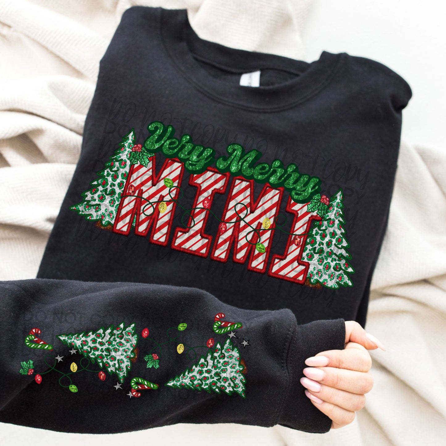 Very Merry Family 4 Sweatshirt